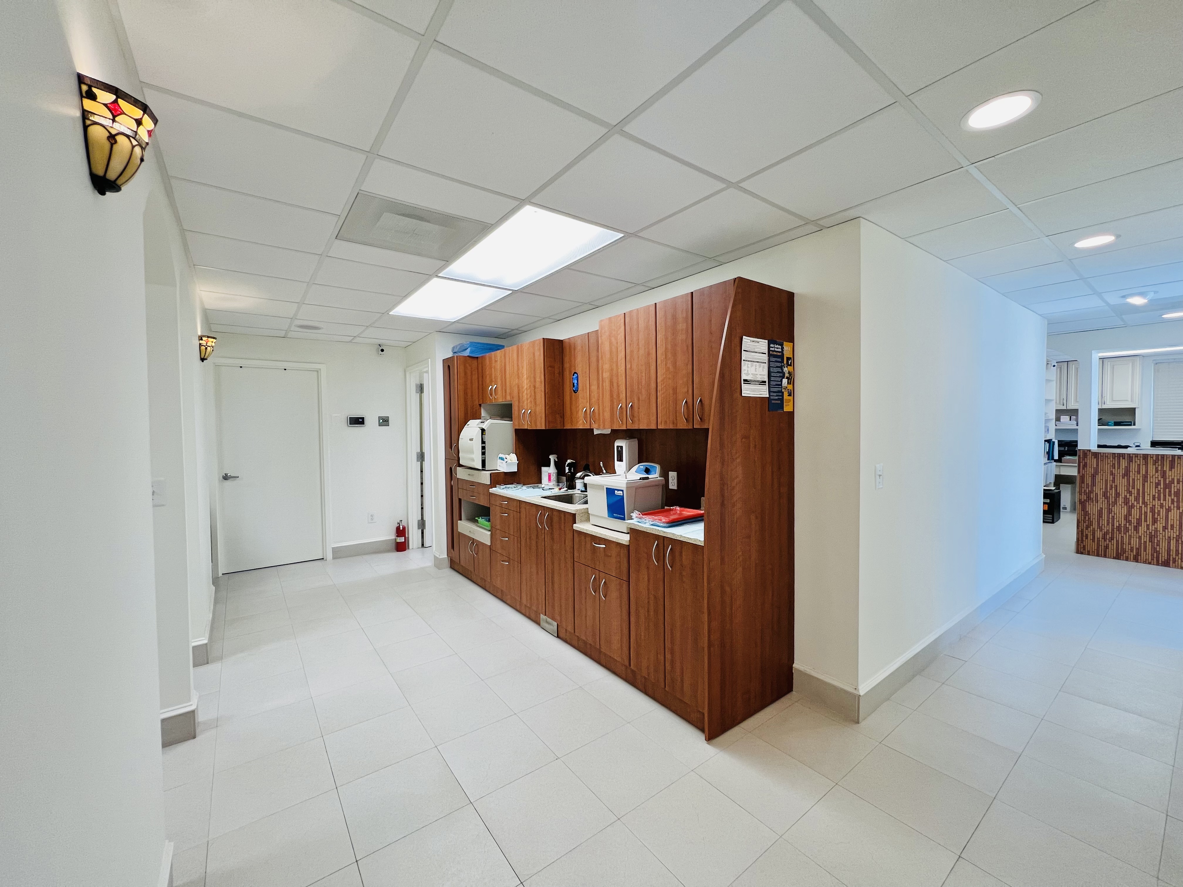 Entrance area to Executive Dental Care Office in Rockville, MD